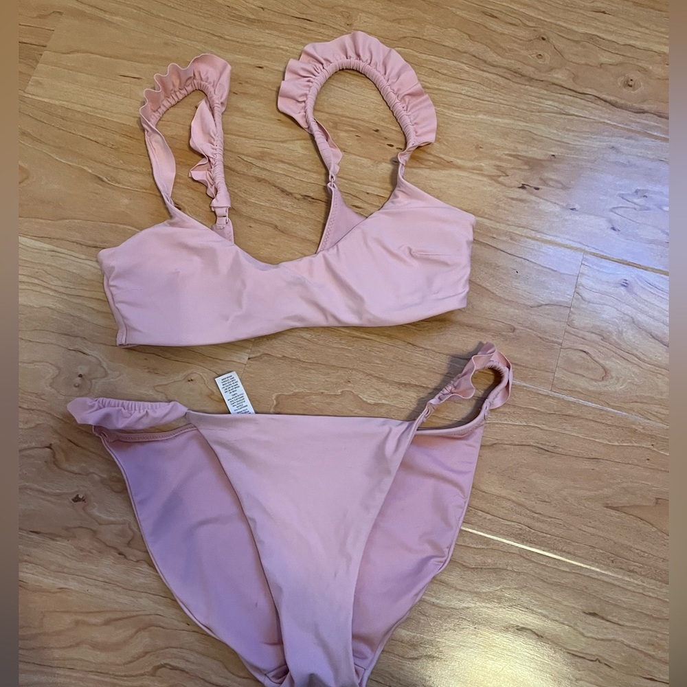 Arie bikini